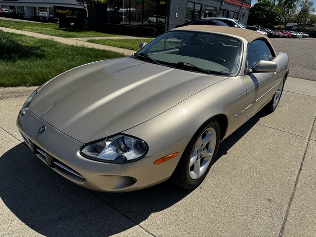 Used 2000 Jaguar XK8 Convertible RWD image 38