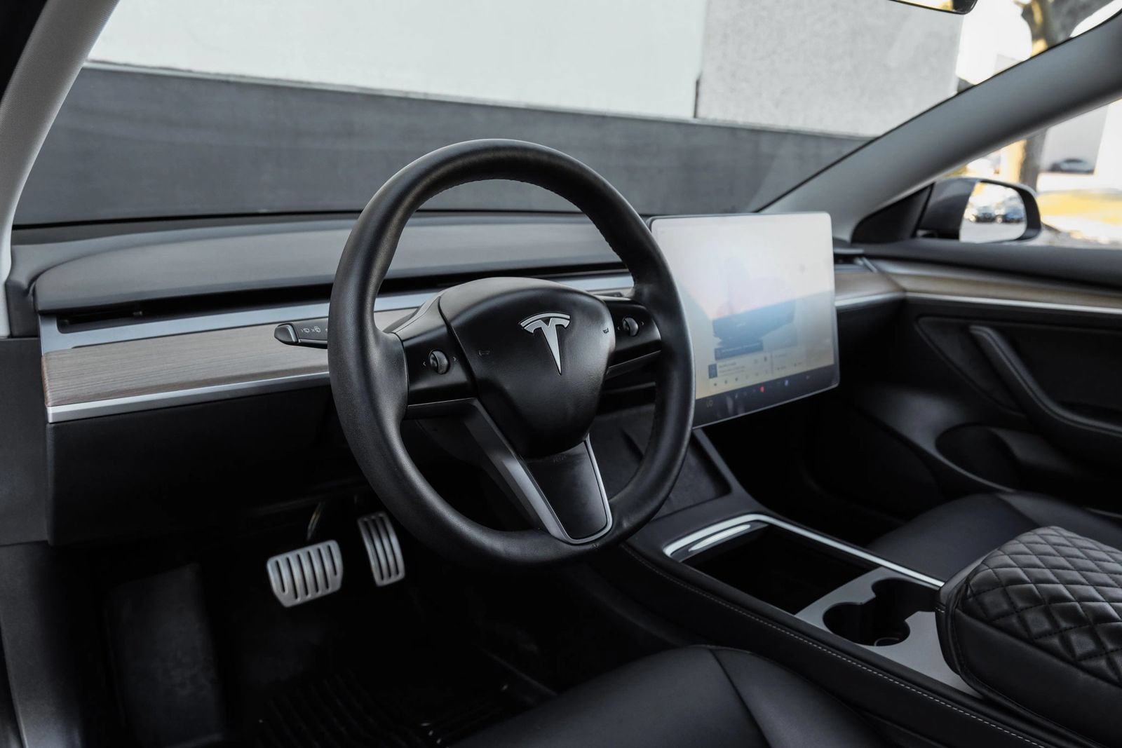 Used 2023 Tesla Model 3 Performance AWD/4WD image 2