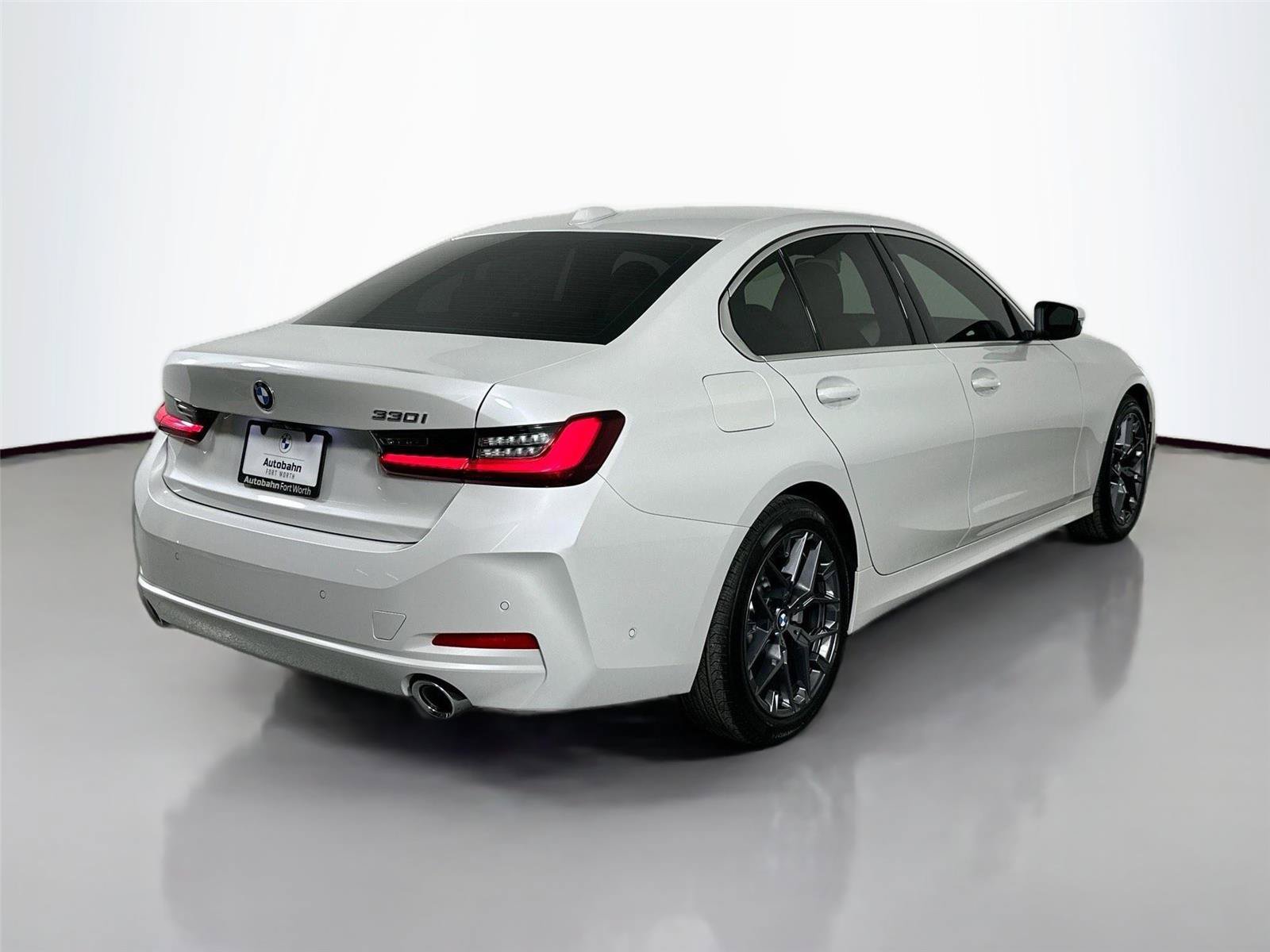 New 2025 BMW 330i Sedan w/ Premium Package RWD image 7