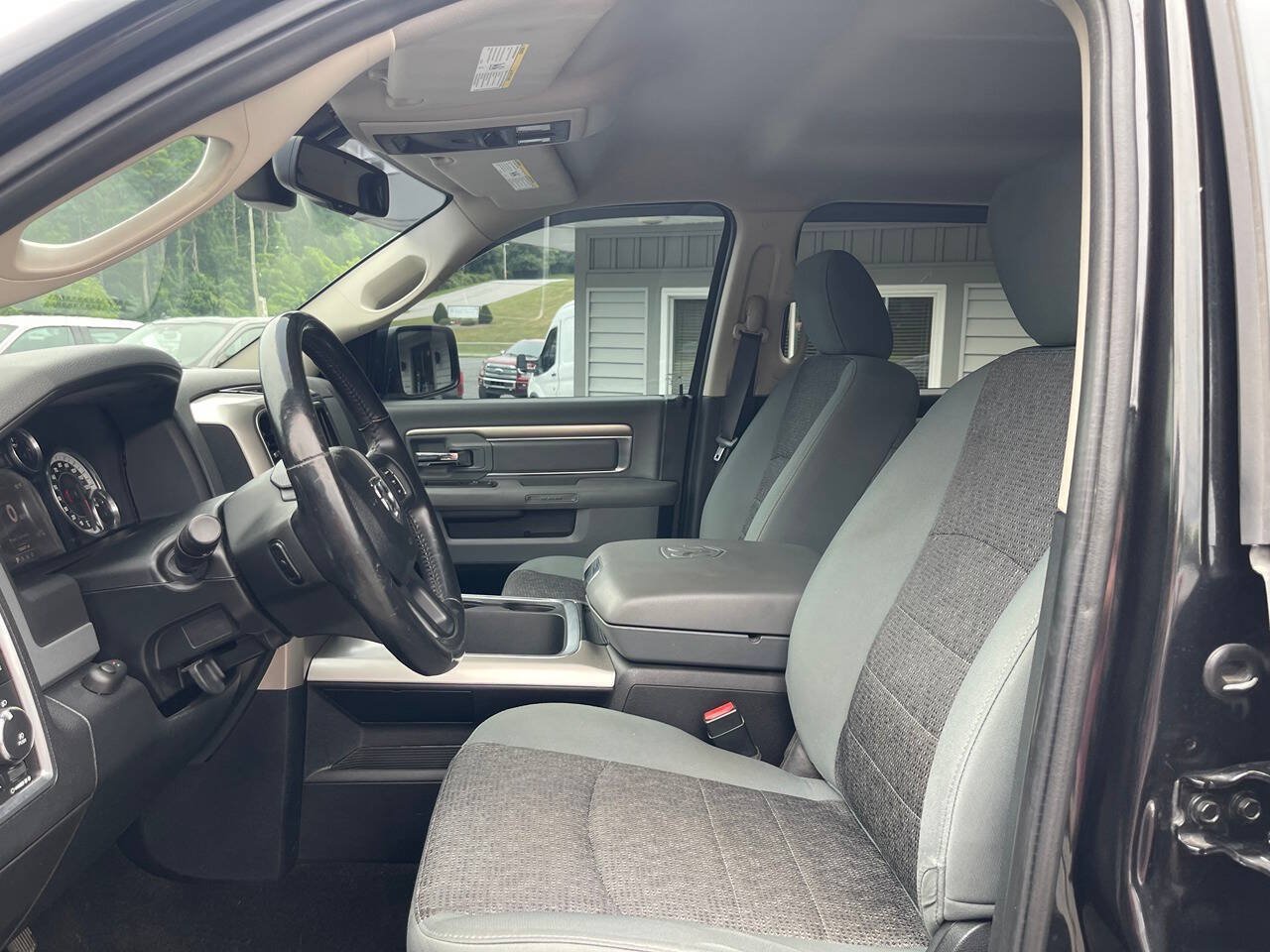 Used 2016 RAM 1500 Big Horn AWD/4WD image 21
