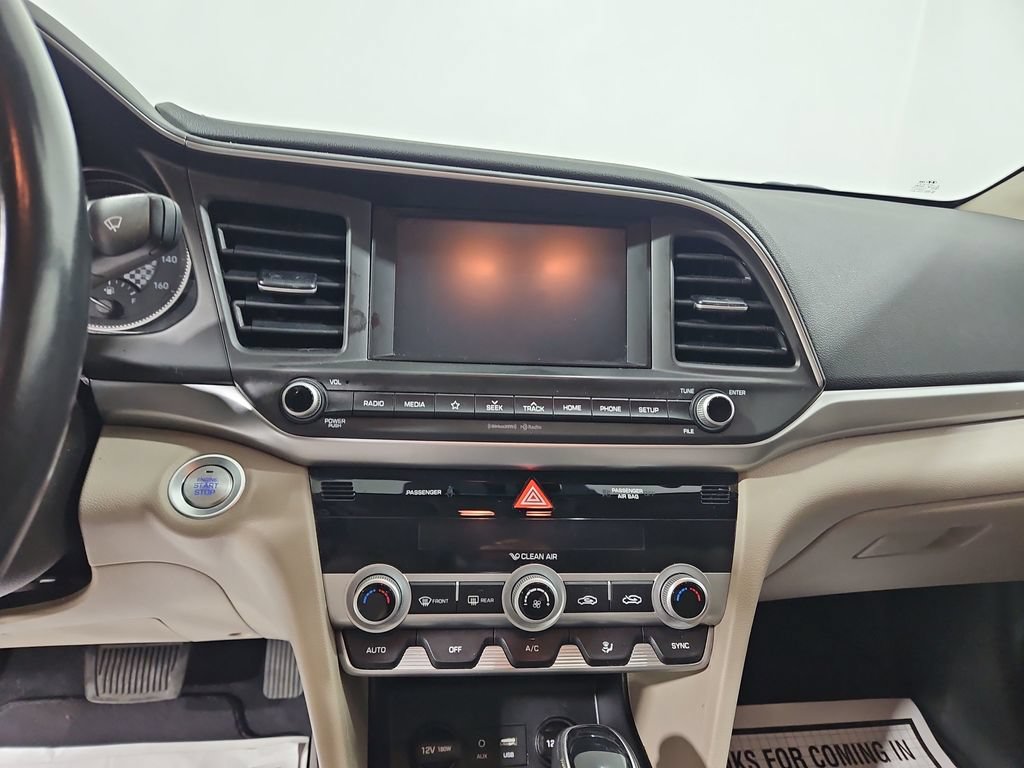 Used 2019 Hyundai Elantra Value Edition FWD image 19