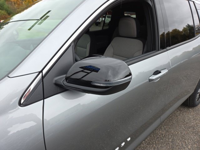 New 2027 Chevrolet Traverse LT w/ LPO, Floor Liner Package AWD/4WD image 18