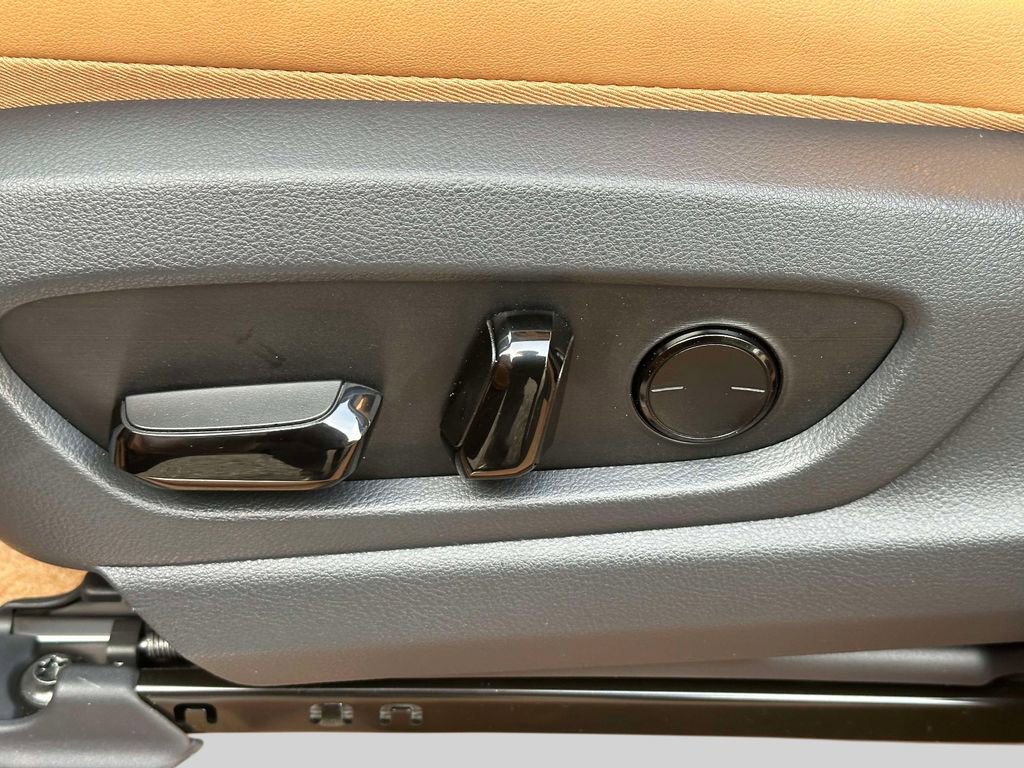 New 2026 Lexus RZ 450e AWD w/ Technology Package image 21