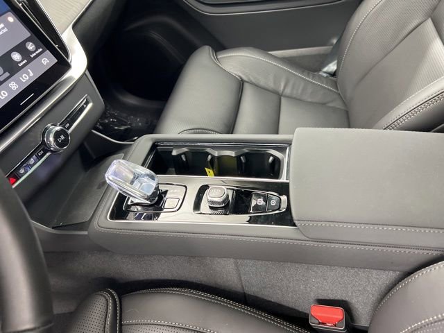 New 2026 Volvo XC90 B6 Ultra w/ Protection Package AWD/4WD image 19