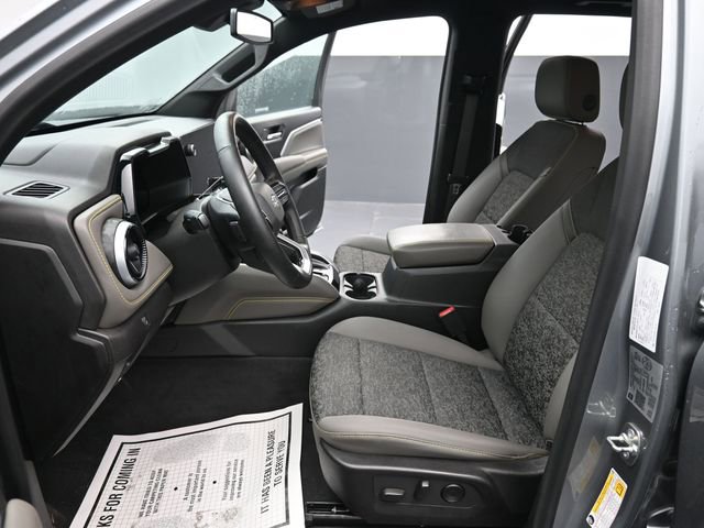 Used 2024 Chevrolet Colorado ZR2 image 11