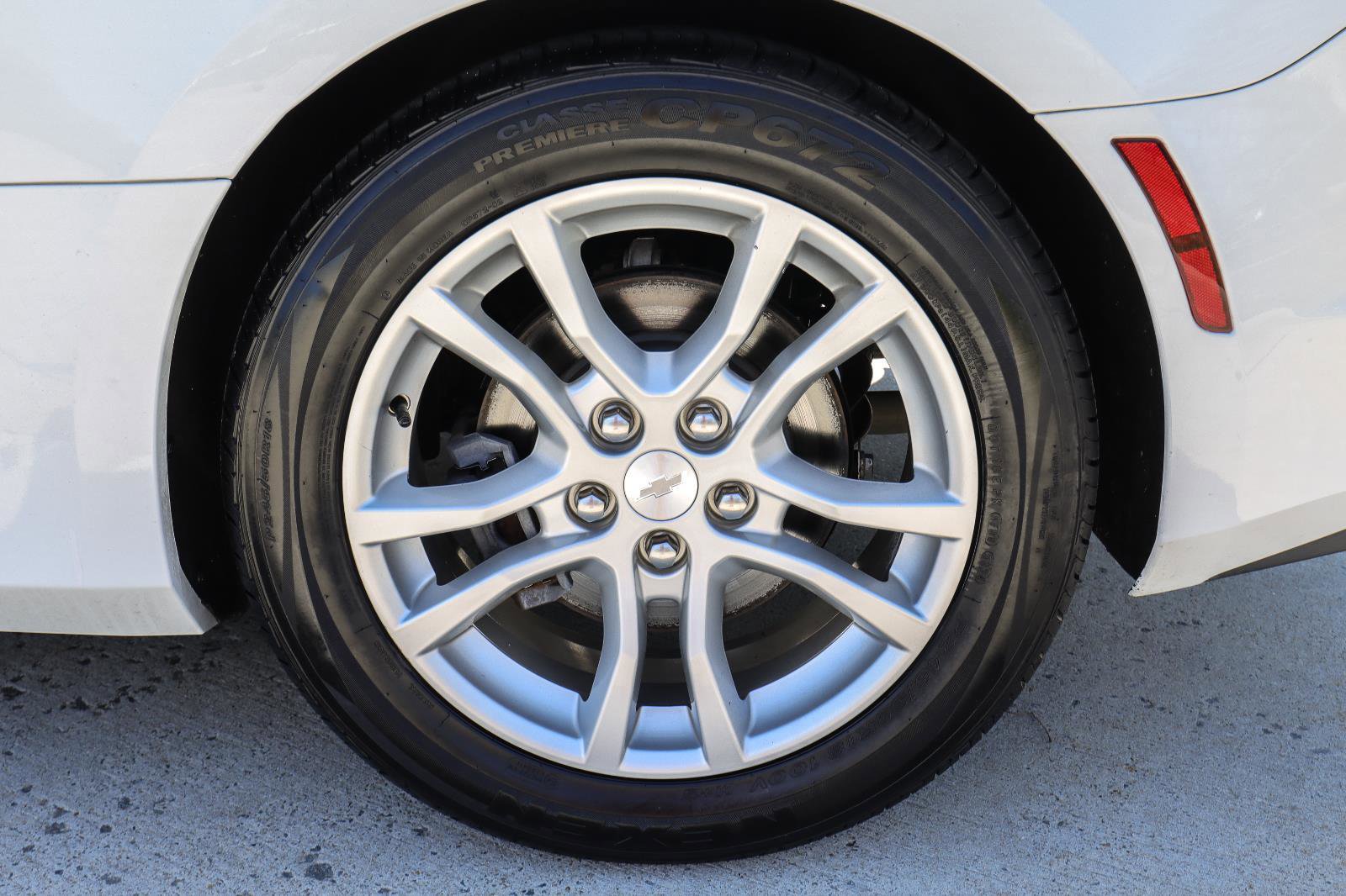 Used 2021 Chevrolet Camaro LS RWD image 21