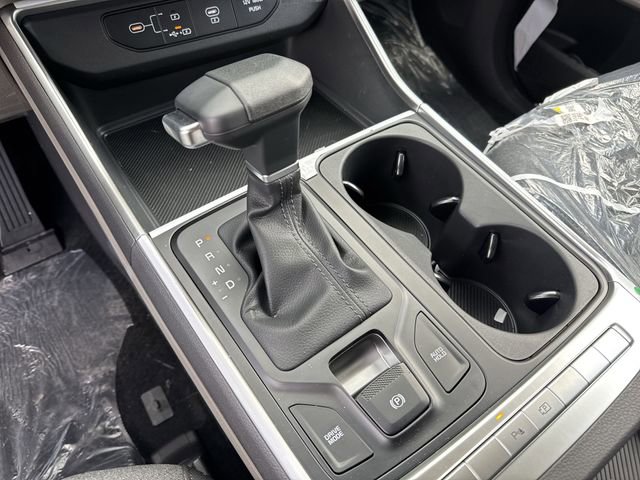 New 2026 Kia Carnival LX FWD image 17
