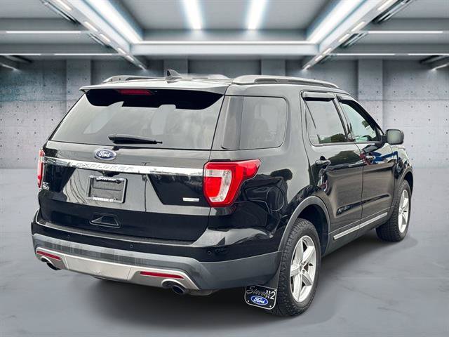 Used 2016 Ford Explorer XLT w/ Class II Trailer Tow Package AWD/4WD image 25