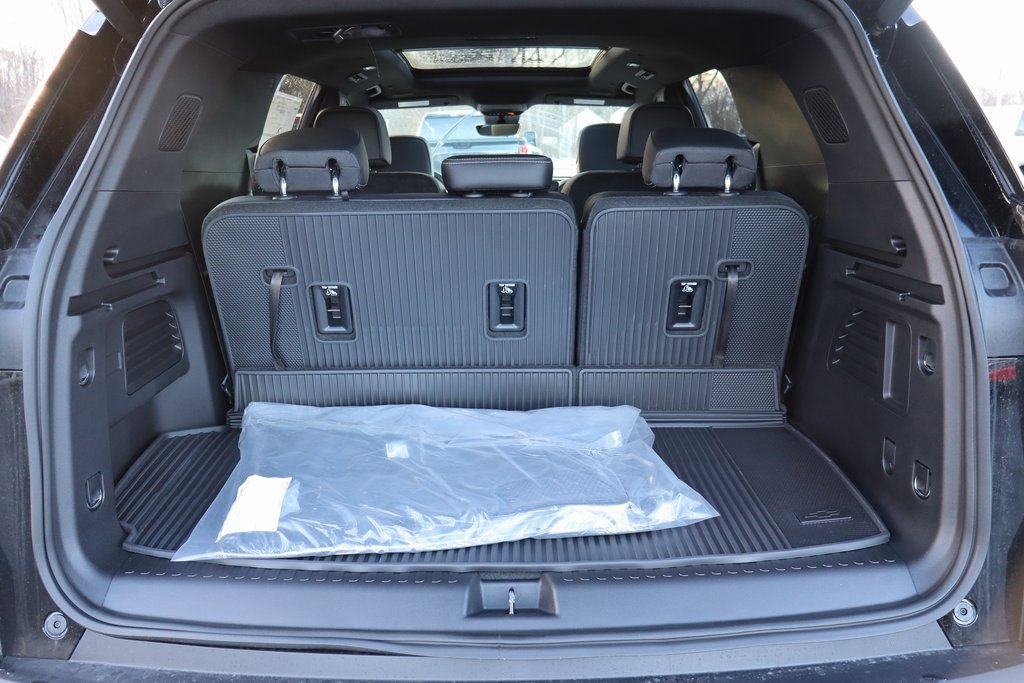 New 2026 Chevrolet Traverse LT w/ Sun and Wheel Package image 24