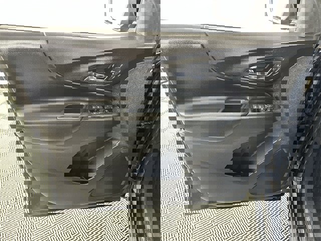 Used 2020 Chevrolet Equinox LT image 23