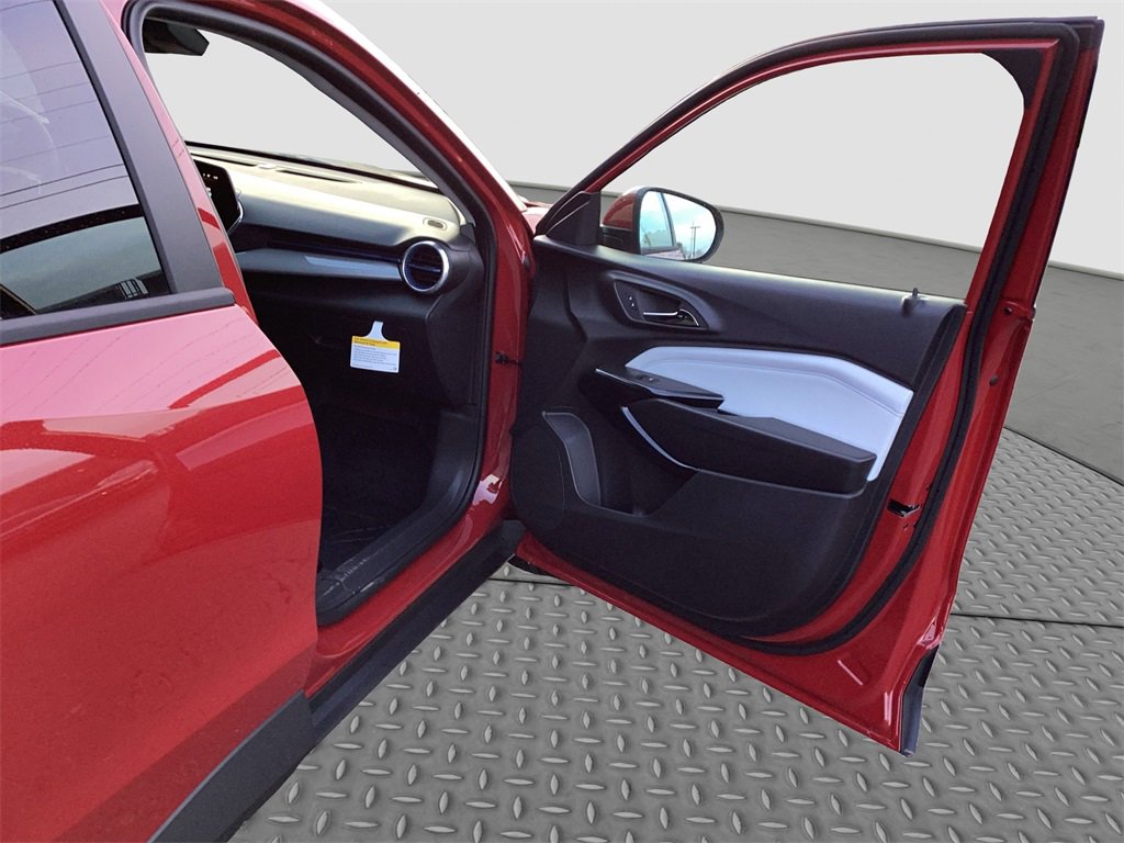 New 2026 Chevrolet Trax LT image 17