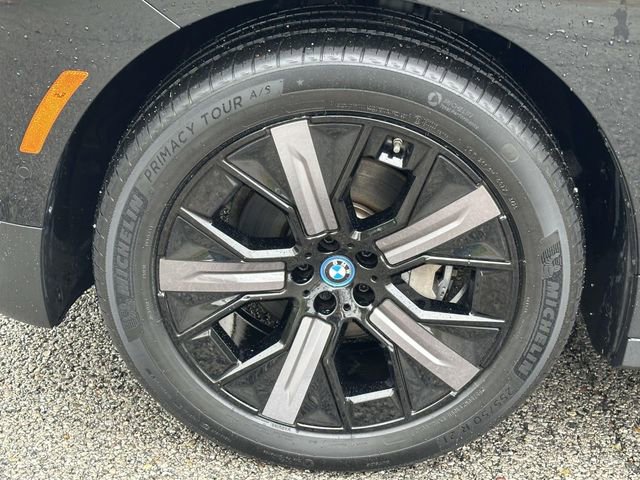 Certified 2024 BMW iX xDrive50 w/ Convenience Package AWD/4WD image 13