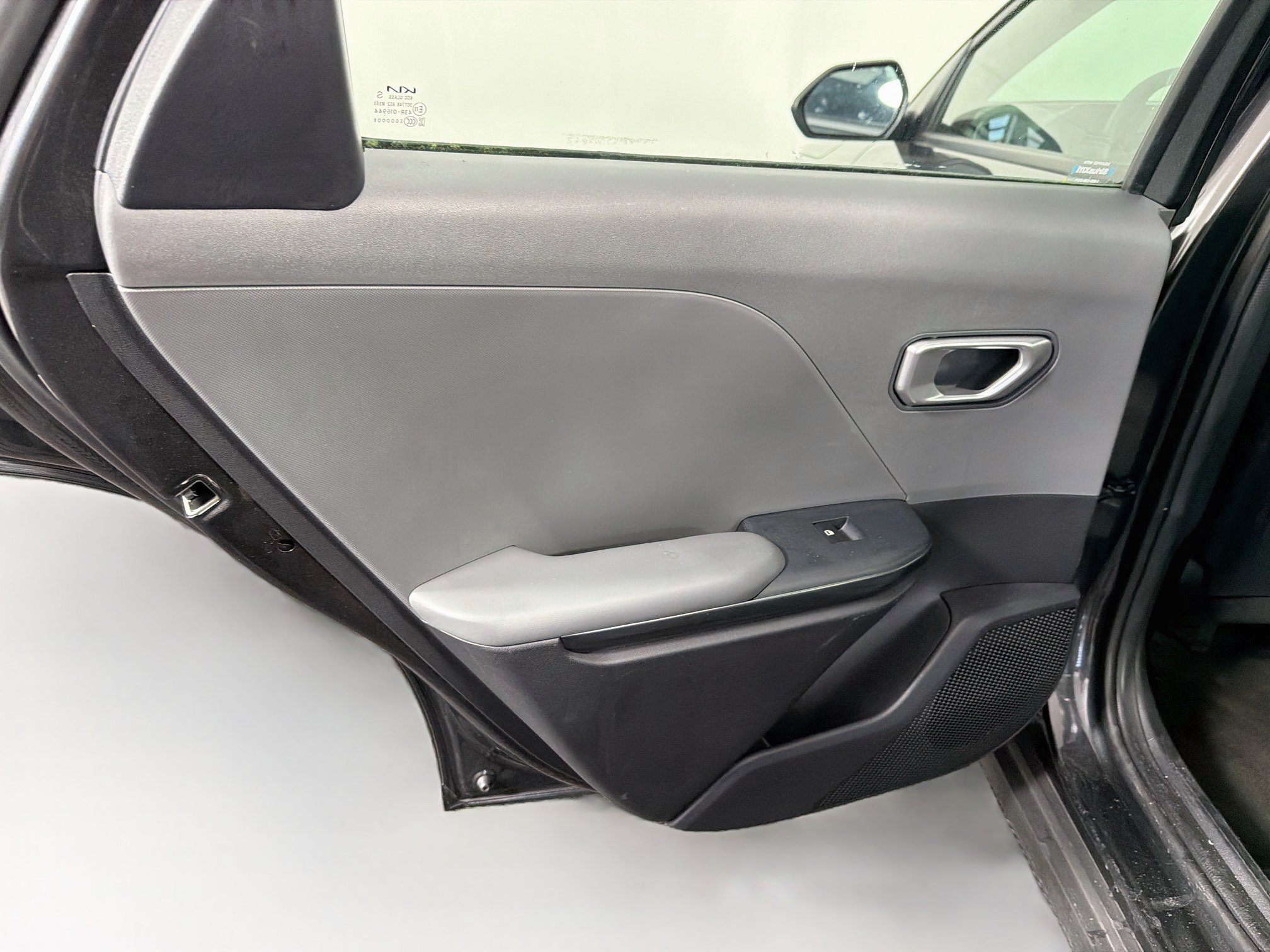 Used 2025 Kia K4 FWD image 27