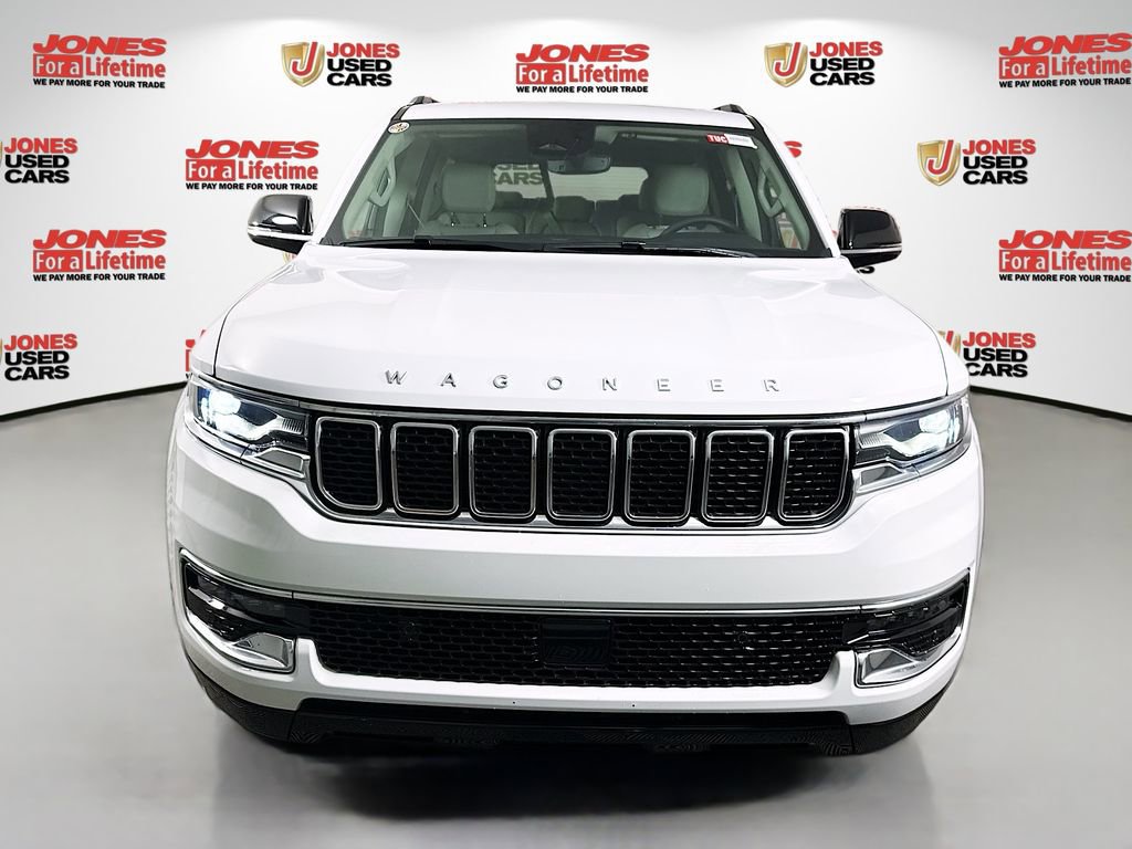 Used 2023 Jeep Wagoneer 4WD w/ Premium Group I image 15