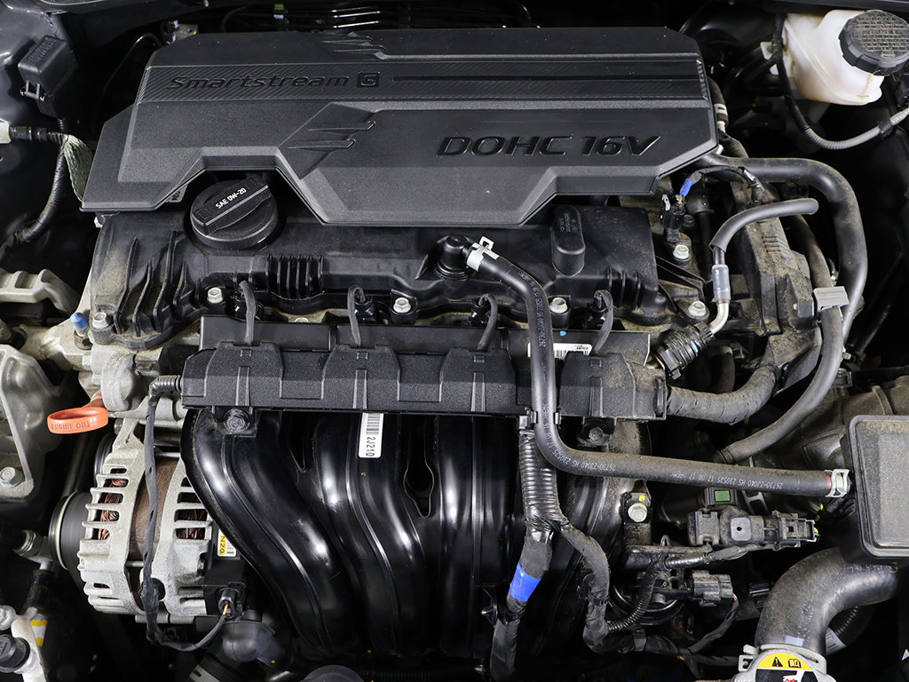Certified 2024 Hyundai Elantra SEL FWD image 16