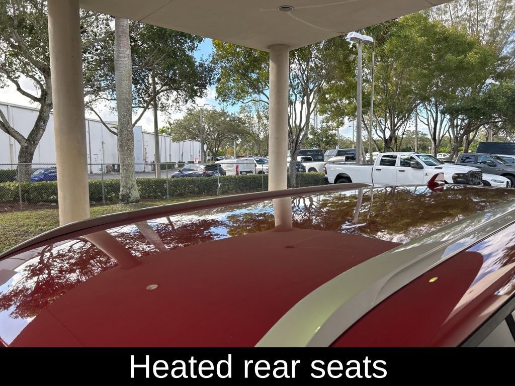 Used 2023 Mitsubishi Outlander SEL image 16