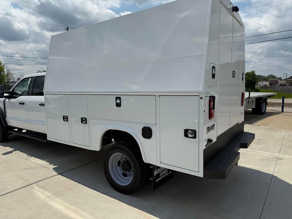 New 2025 Ford F450 XLT w/ XLT Value Package image 13