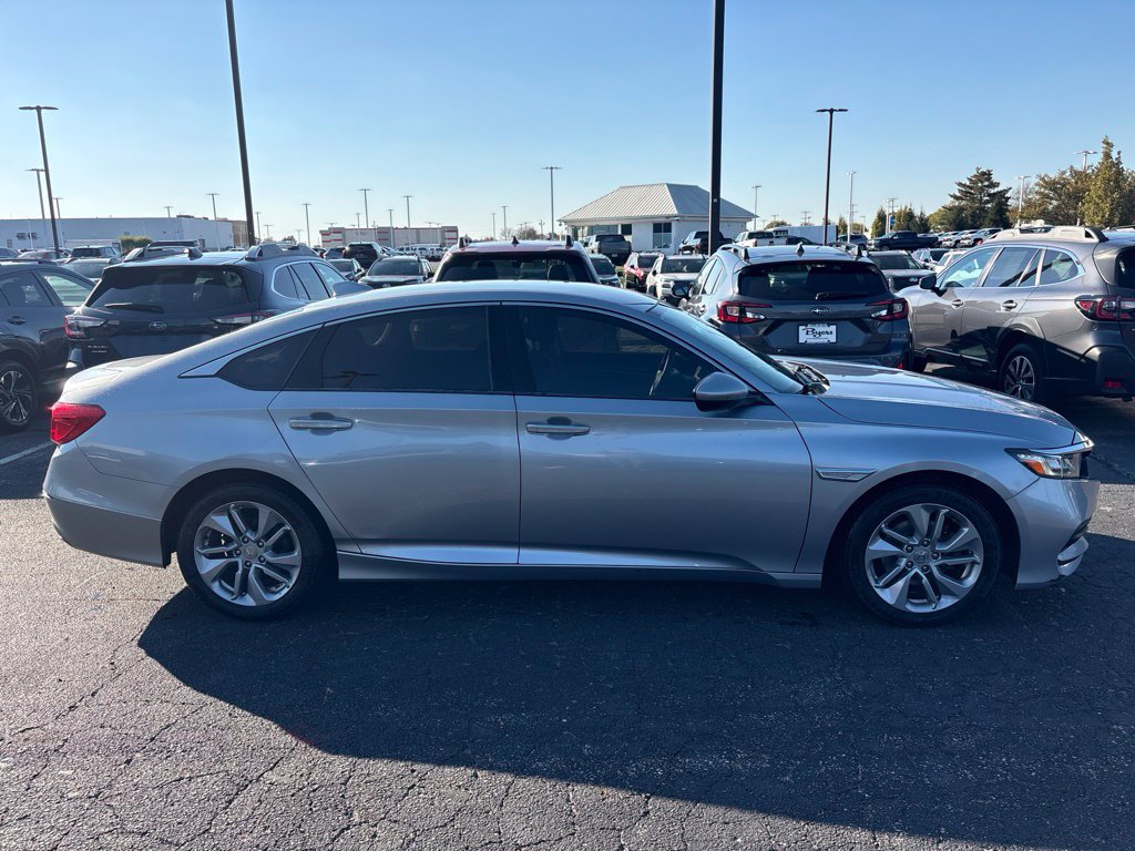 Used 2018 Honda Accord LX image 2