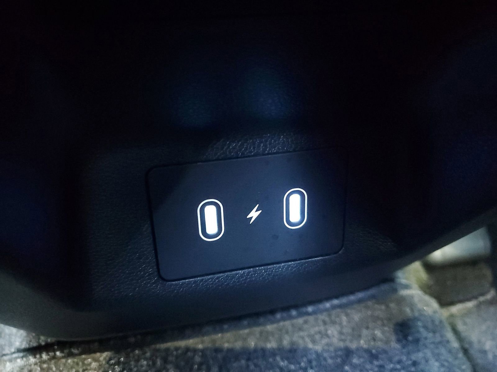 Used 2025 Hyundai Santa Cruz Limited image 10