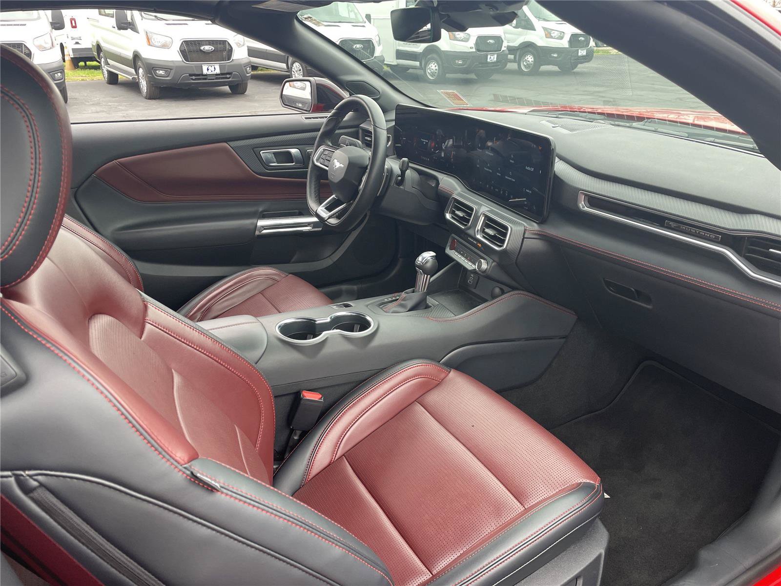 Used 2025 Ford Mustang GT Premium RWD image 26