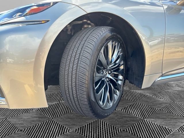 Used 2018 Lexus LS 500 AWD w/ Luxury Package image 28