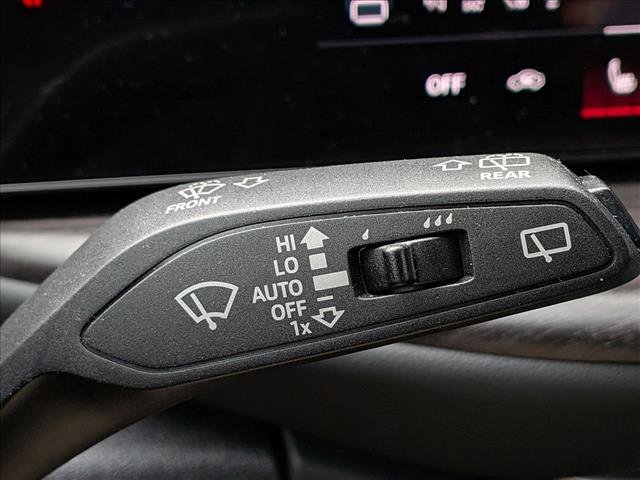 Certified 2025 Audi Q5 Premium w/ Convenience Package image 11