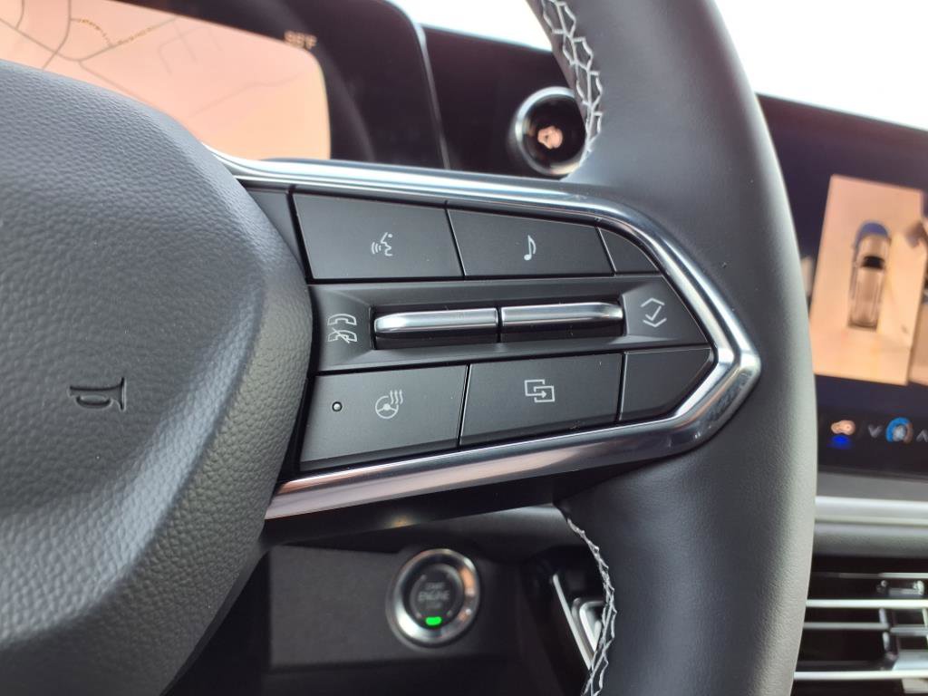 New 2026 Chevrolet Traverse LT w/ Driver Confidence Package image 10