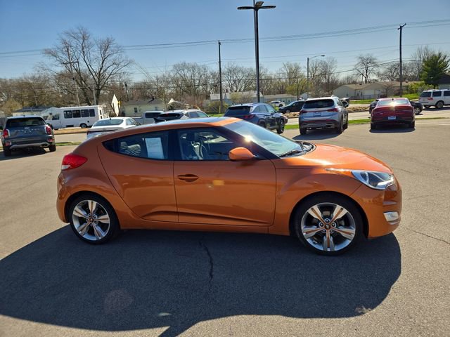 Used 2016 Hyundai Veloster w/ Option Group 02 image 5
