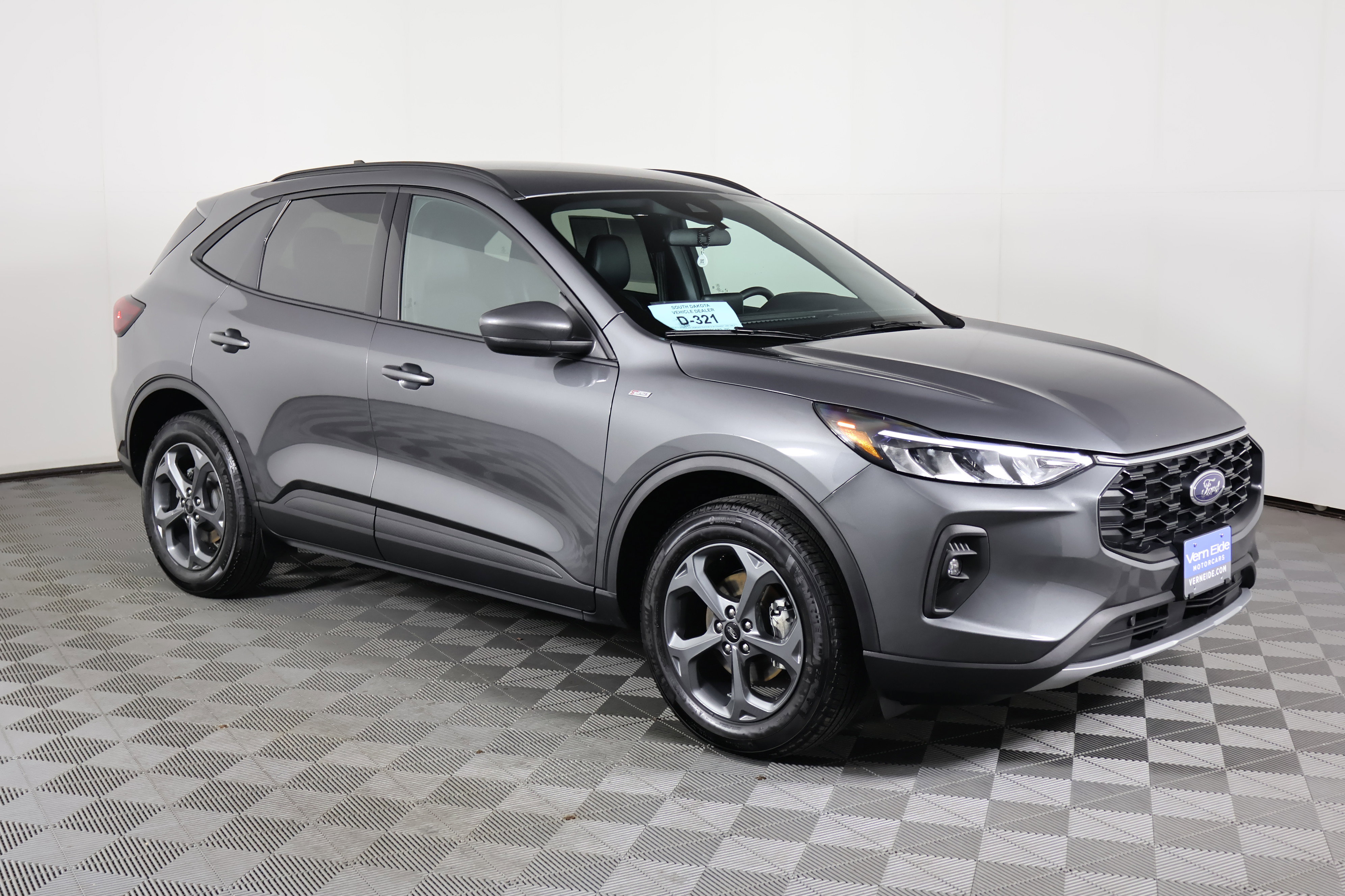 Used 2025 Ford Escape ST-Line Select image 4