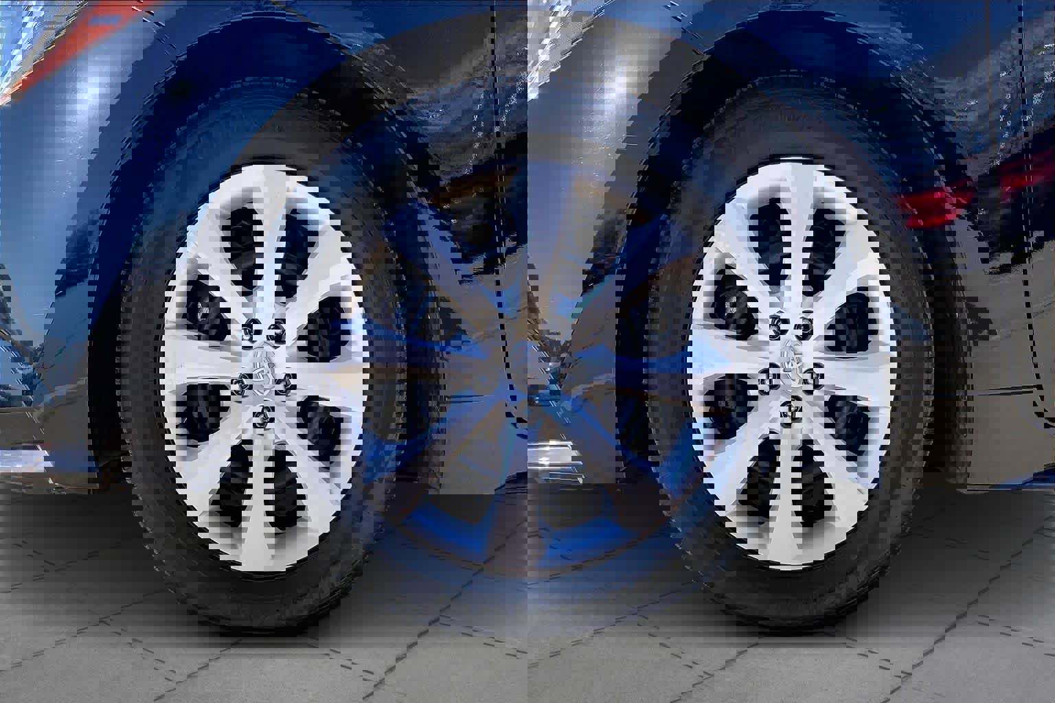 Used 2023 Toyota Corolla LE image 11