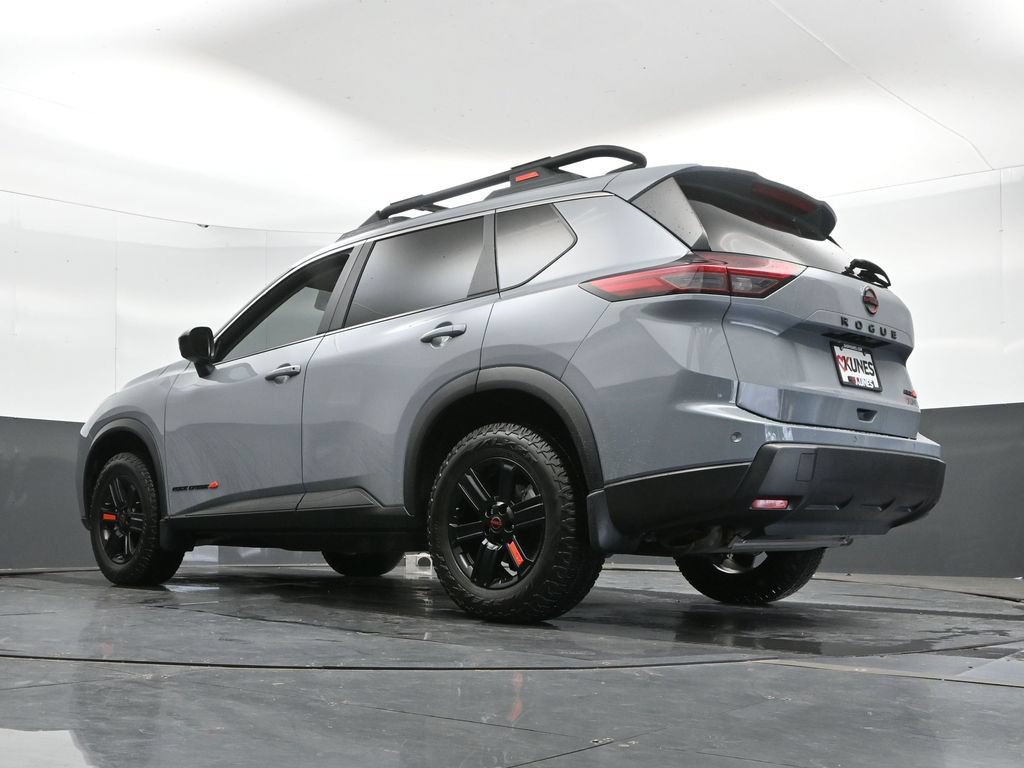 Used 2025 Nissan Rogue SV AWD/4WD image 47