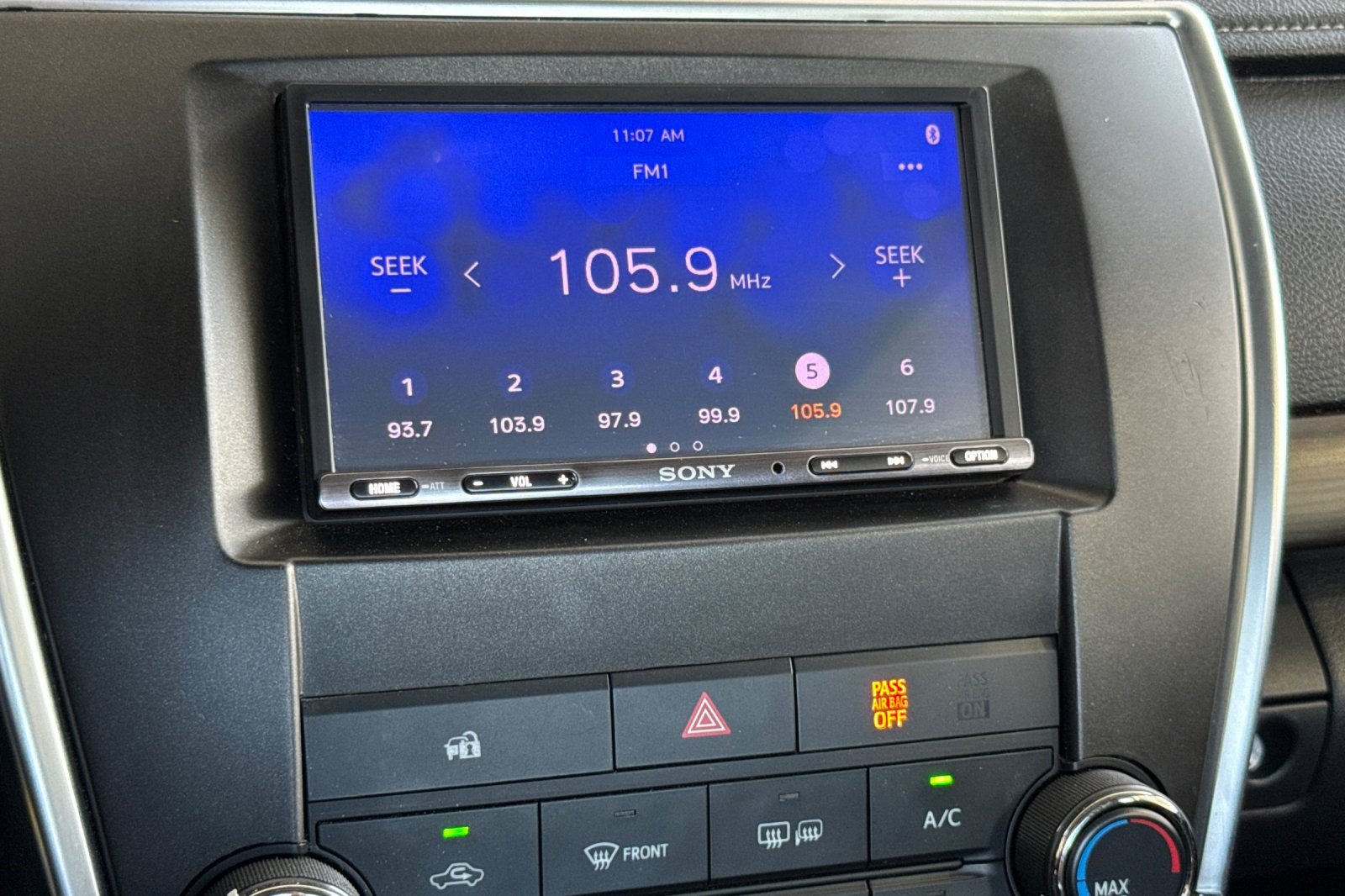 Used 2016 Toyota Camry LE FWD image 23