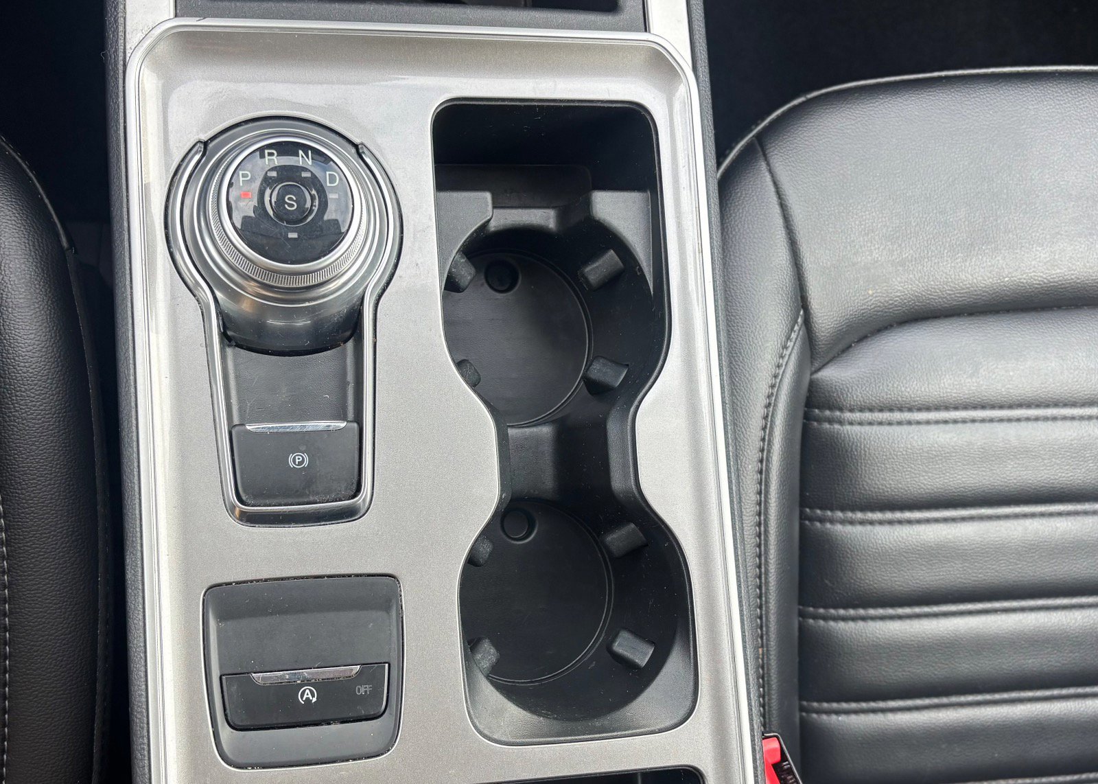 Certified 2024 Ford Edge SEL w/ Convenience Package image 47