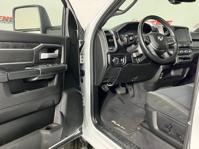 Used 2024 RAM 3500 Big Horn image 23