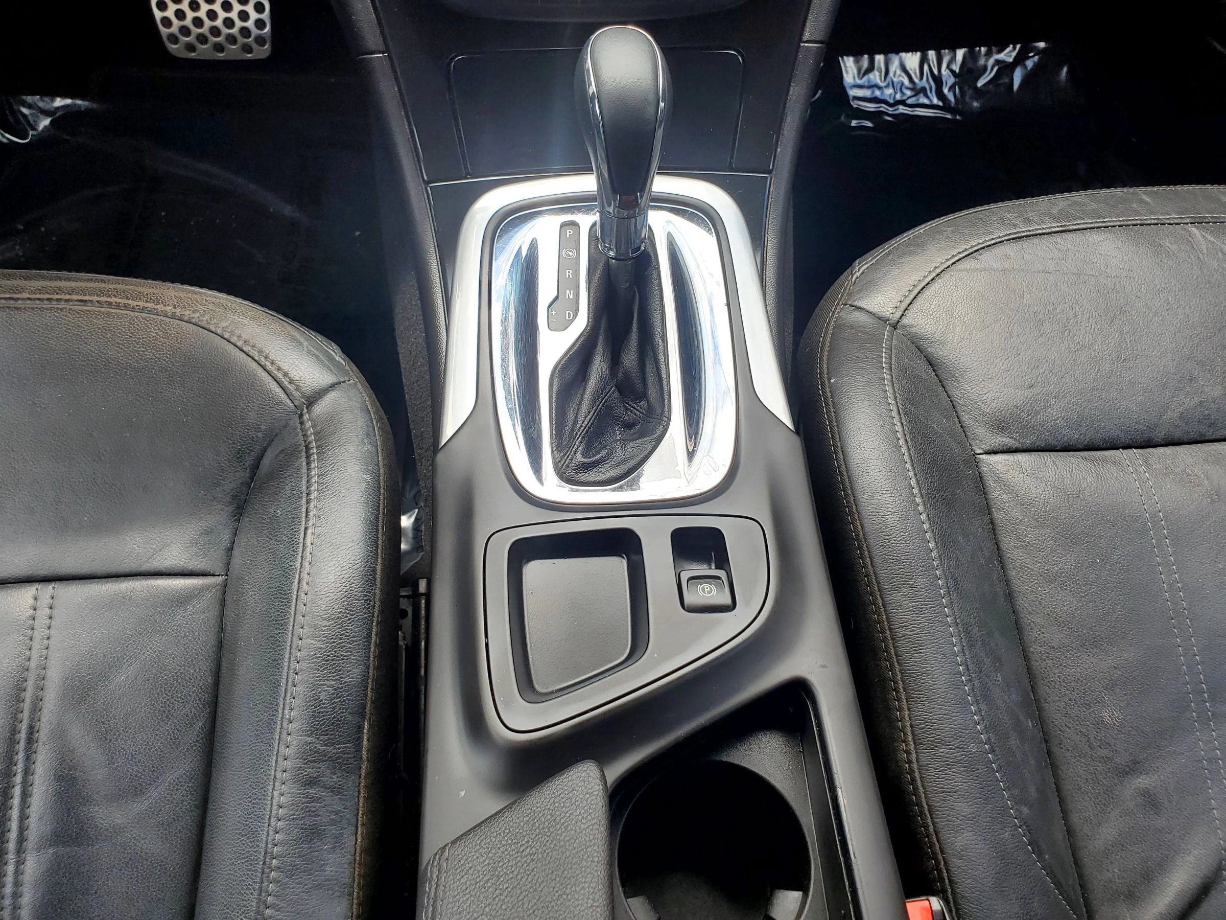 Used 2011 Buick Regal CXL FWD image 40