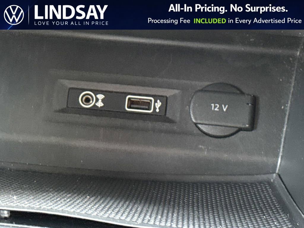 Used 2018 Volkswagen Atlas SE w/ R-Line Package image 17