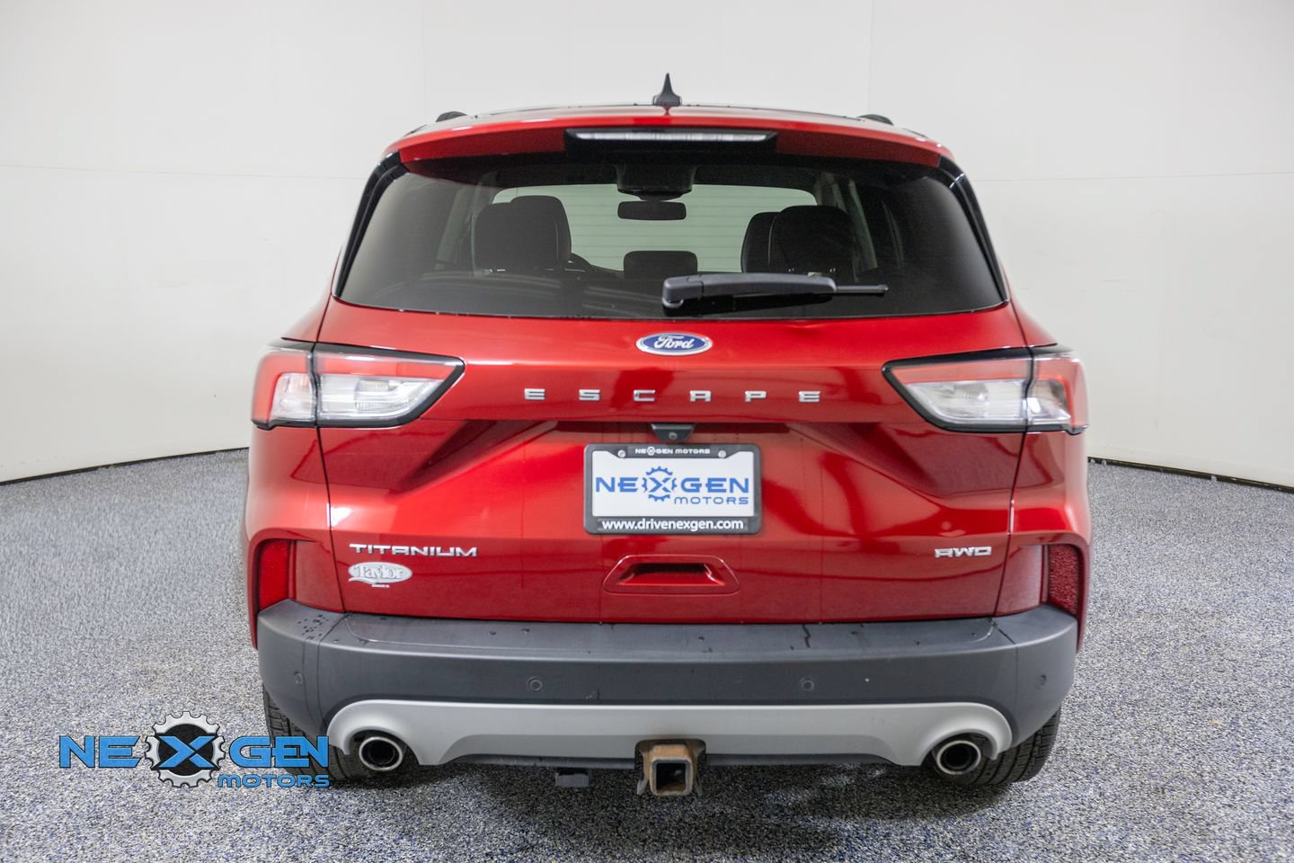 Used 2021 Ford Escape Titanium w/ Titanium Elite Package AWD/4WD image 7