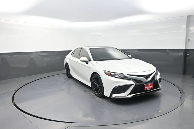 Certified 2022 Toyota Camry XSE w/ Navigation Package FWD image 6