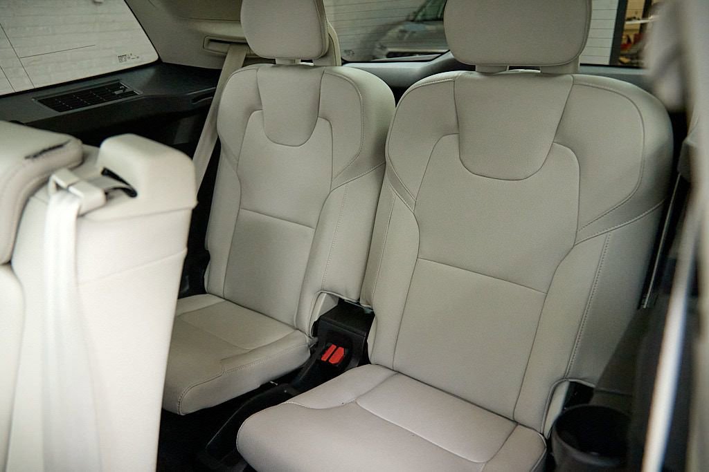 Used 2024 Volvo XC90 B6 Plus w/ Protection Package Premier image 21