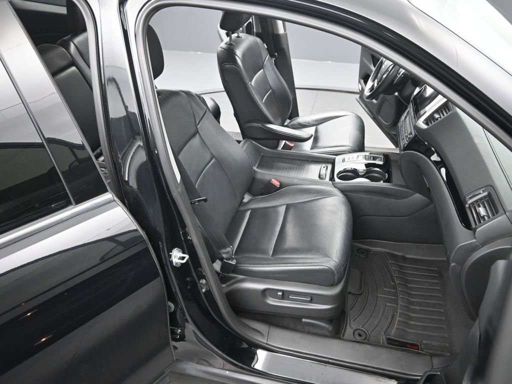 Used 2017 Honda Pilot Touring image 21