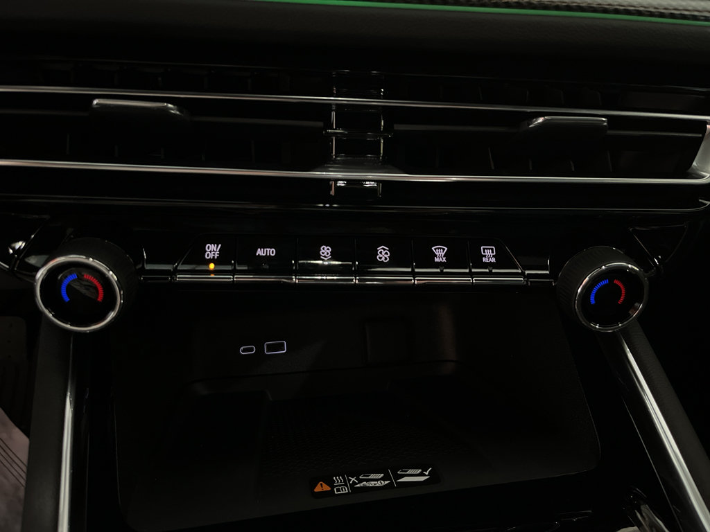 New 2026 Chevrolet Traverse High Country w/ LPO, Floor Liner Package FWD image 27