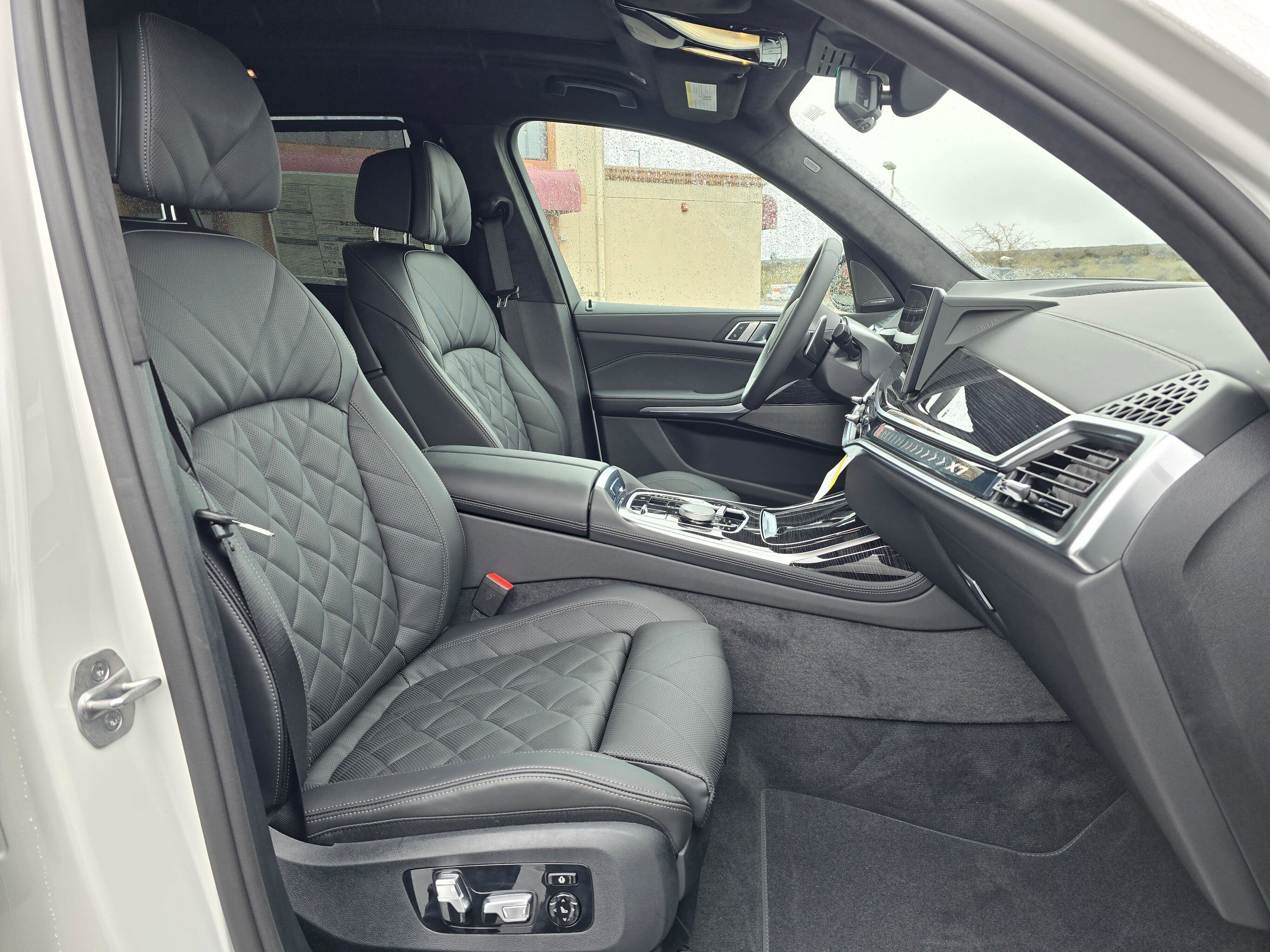 New 2026 BMW X7 xDrive40i w/ M Sport Package image 15