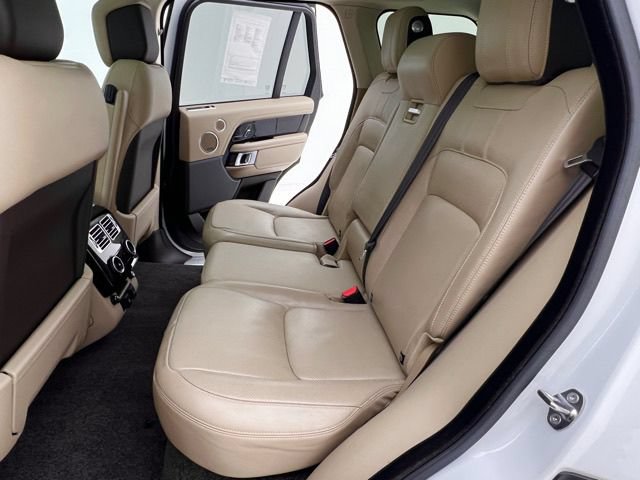 Used 2018 Land Rover Range Rover HSE AWD/4WD image 16