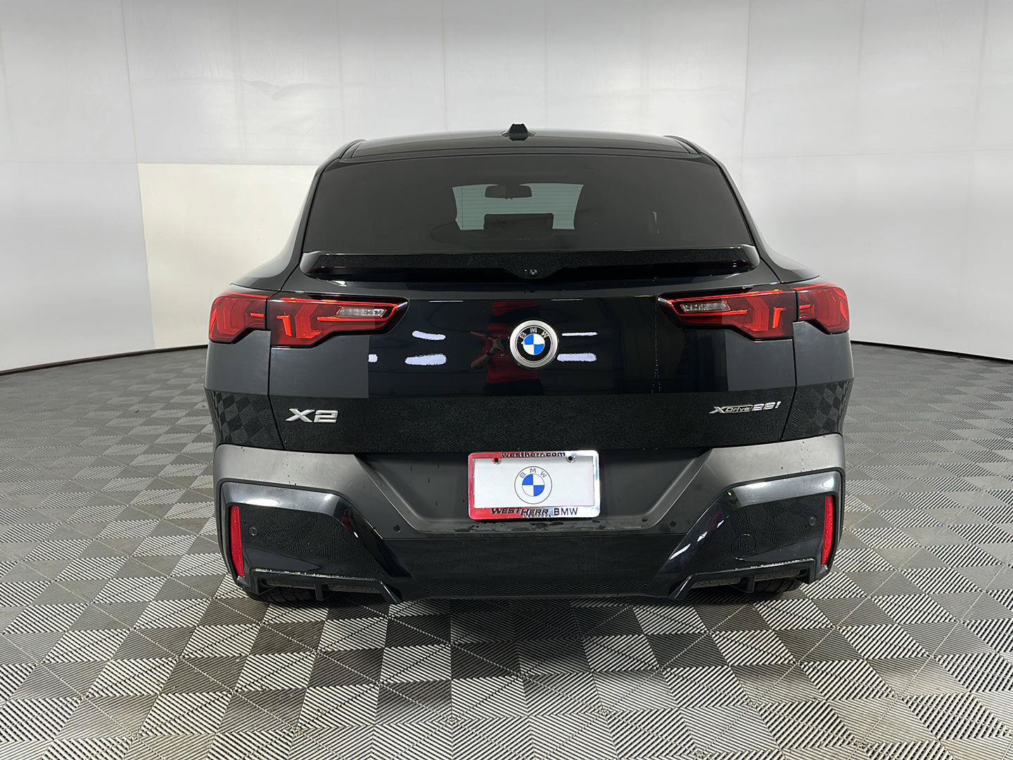 New 2026 BMW X2 xDrive28i w/ Technology Package AWD/4WD image 23