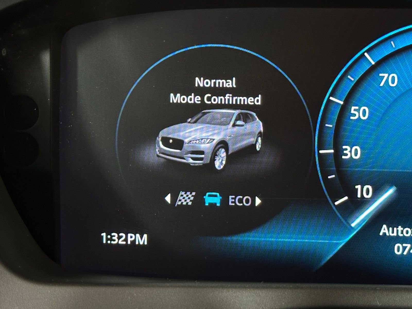 Used 2017 Jaguar F-PACE S image 28