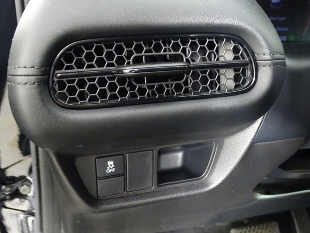 Used 2024 Honda HR-V LX image 17
