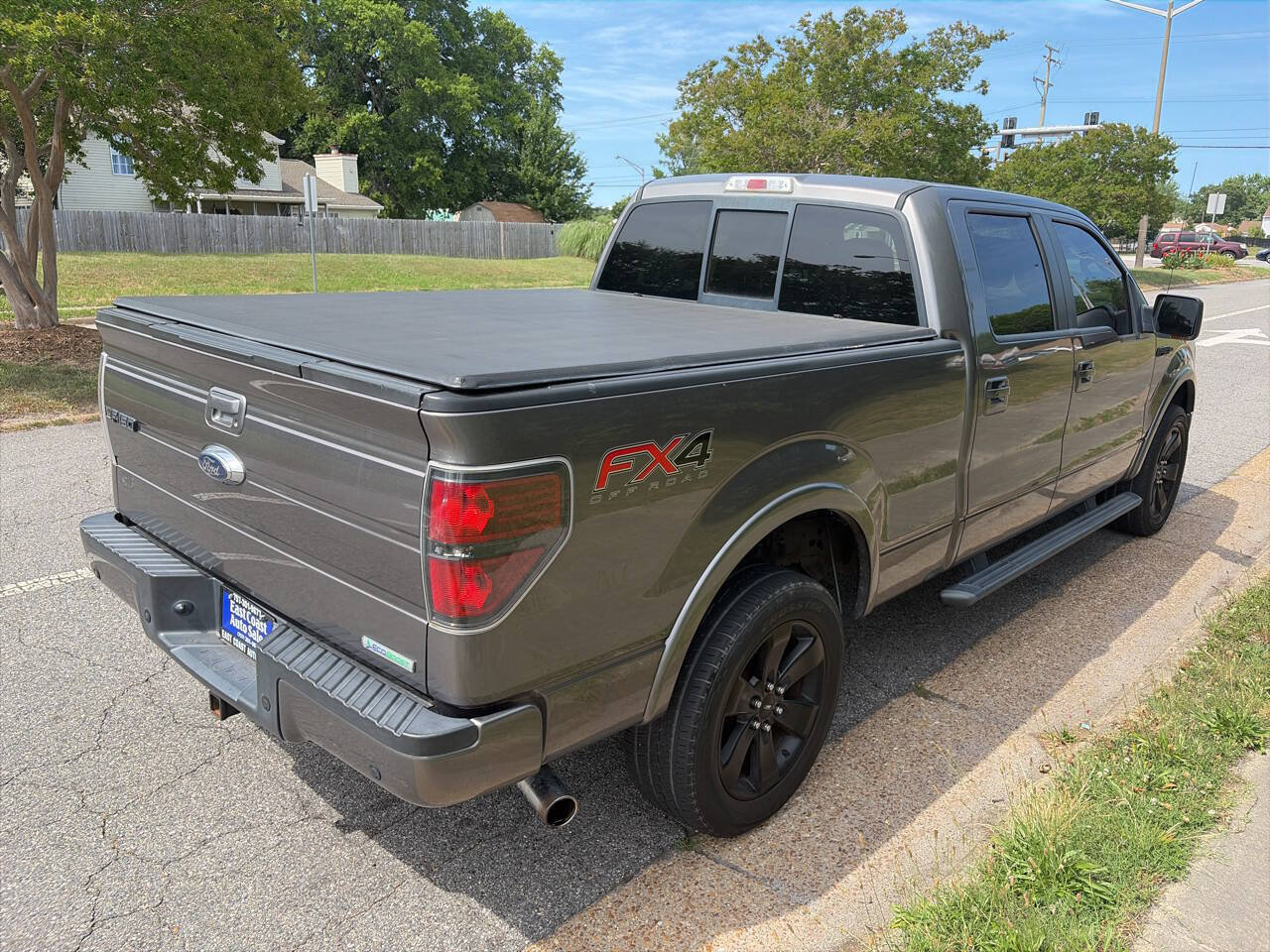 Used 2014 Ford F150 FX4 w/ Equipment Group 402A Luxury AWD/4WD image 6