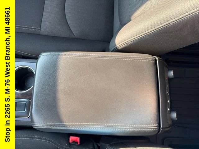 Used 2017 Chevrolet Traverse LT FWD image 38