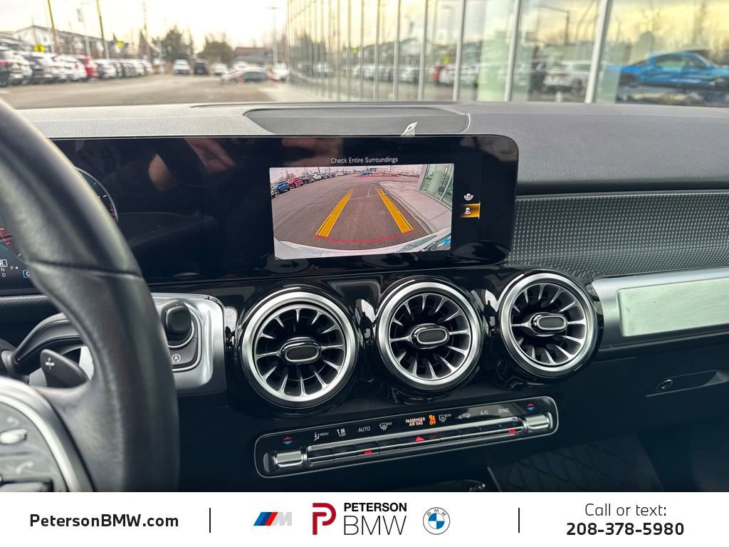 Used 2022 Mercedes-Benz GLB 250 4MATIC image 28