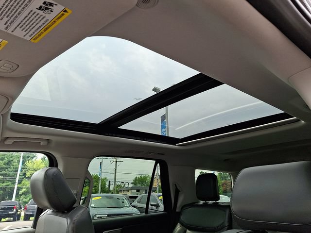 Certified 2025 Ford Expedition Active AWD/4WD image 17